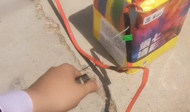 江南体育平台-伴郎破坏婚礼后续：正脸被扒已社死，目的曝光，新娘发长文表态