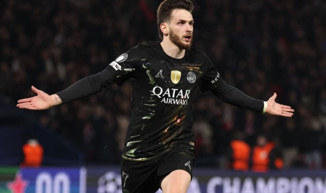 江南体育-欧冠-克瓦拉茨赫利亚双响登贝莱建功 巴黎5-2切尔西